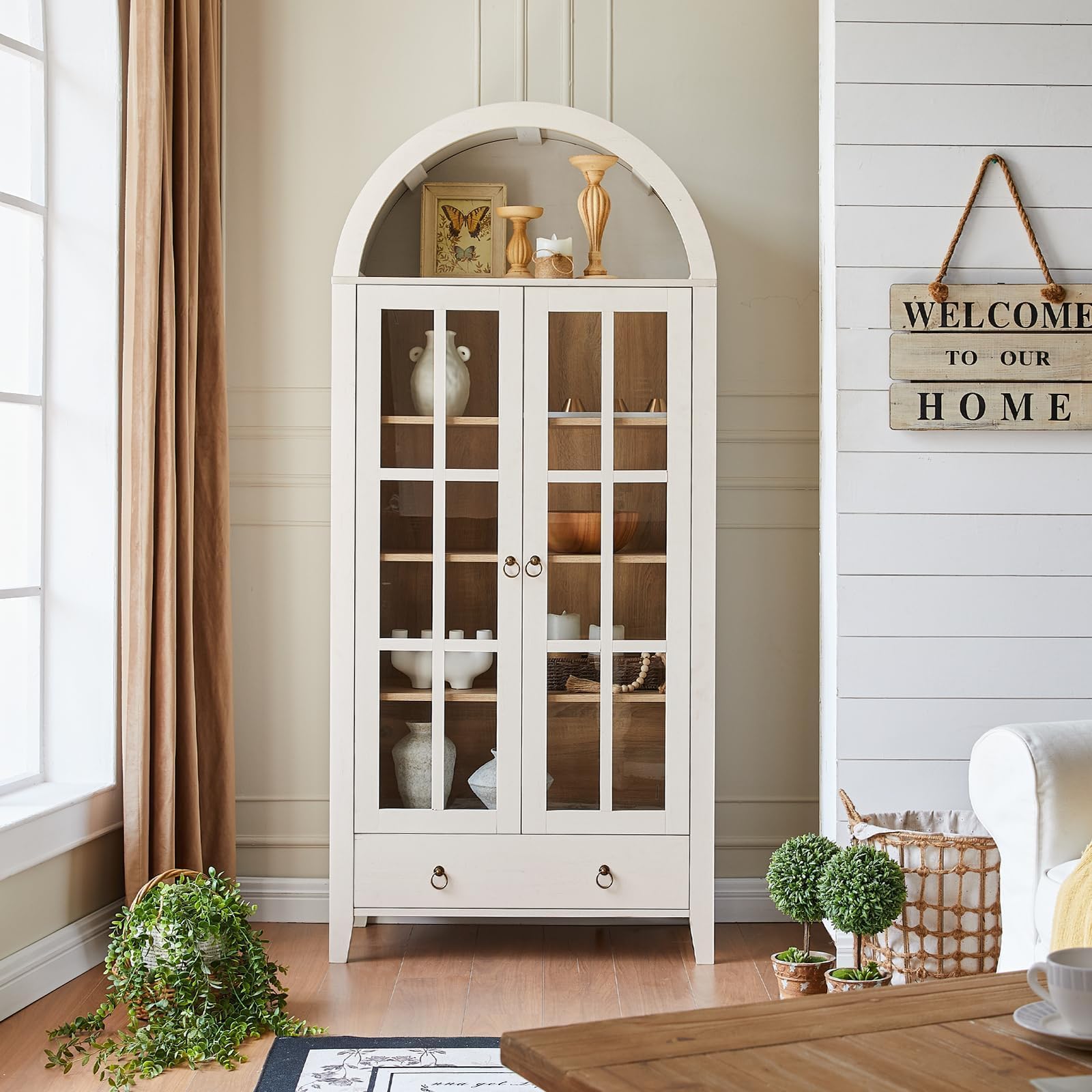 本棚・本収納 Antique Glass Door Cabinet Living Room Farmhouse Arched Cabinet with Glass Doors, Wood Display Cabinet
